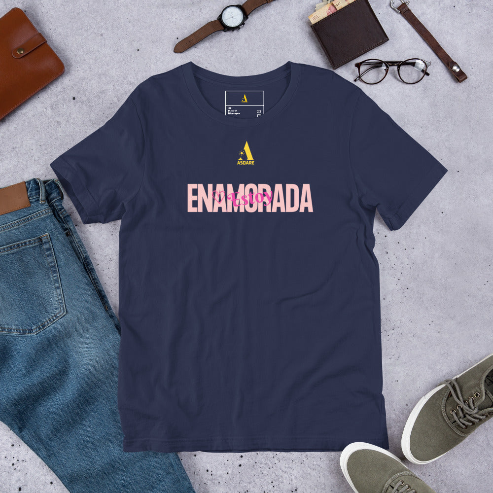 Estoy Enamorada Unisex T-Shirt